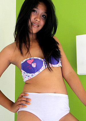 Asiansexdiary Model